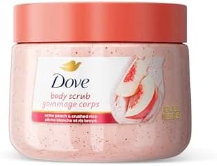 Le gommage corporel Dove à la pêche blanche et au riz concassé exfolie et nourrit en profondeur pour une peau douce et éclatante, 15 oz